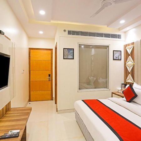Frank Stay-Newly Built Worth -2Mins Walk From Rk Ashram Metro Satation Nueva Delhi Exterior foto
